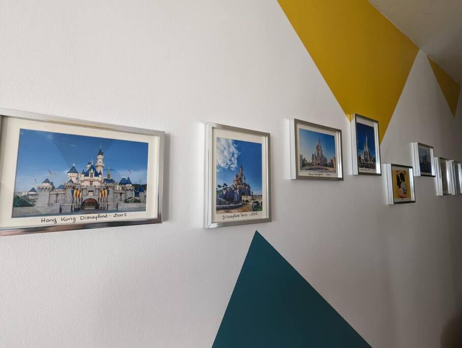 Disney'S Gallery A 5 Minutes De Disneyland Paris Монтеврен Екстер'єр фото